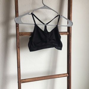 C9 / black sports bra